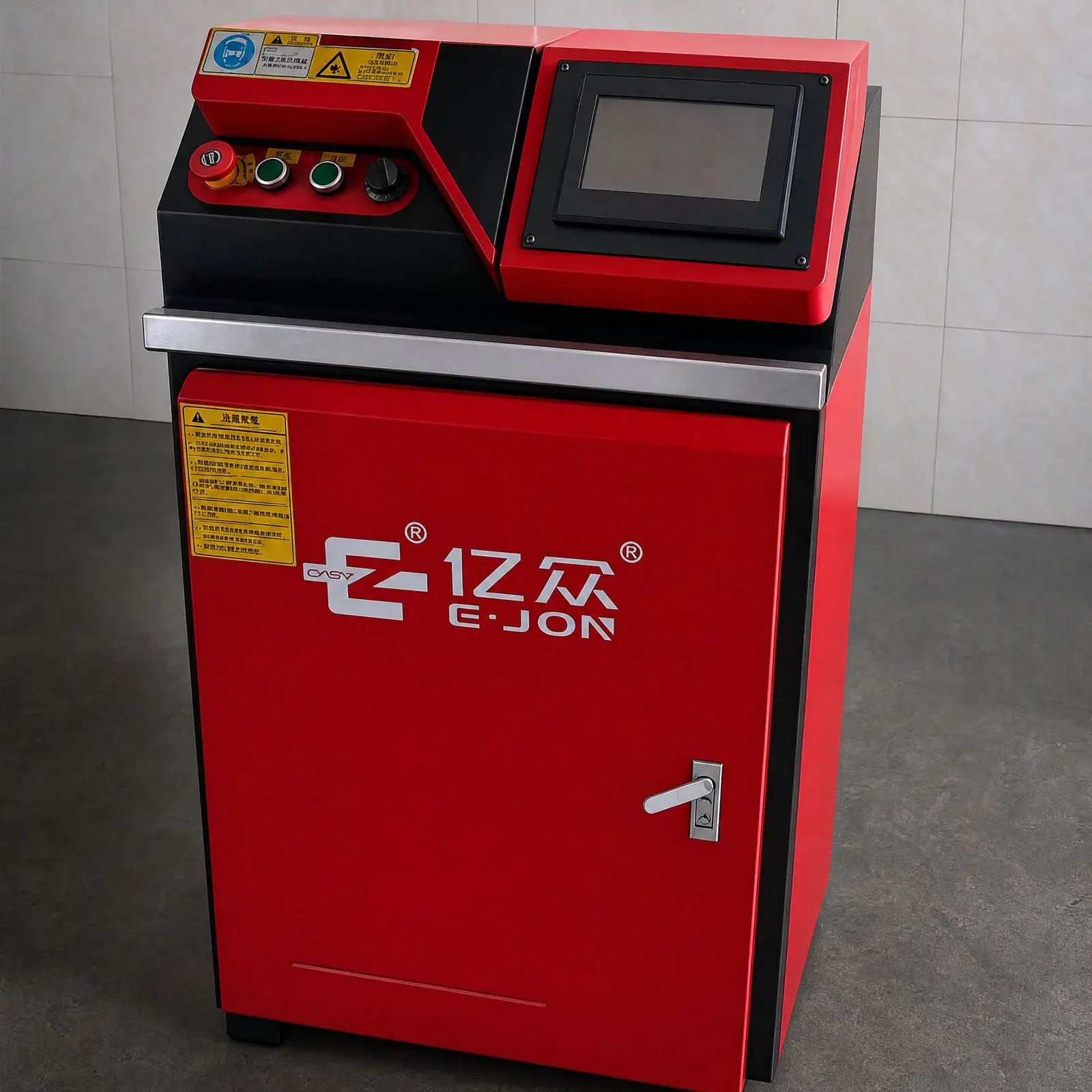 STEELHUI's laser welding machine on the workshop floor.