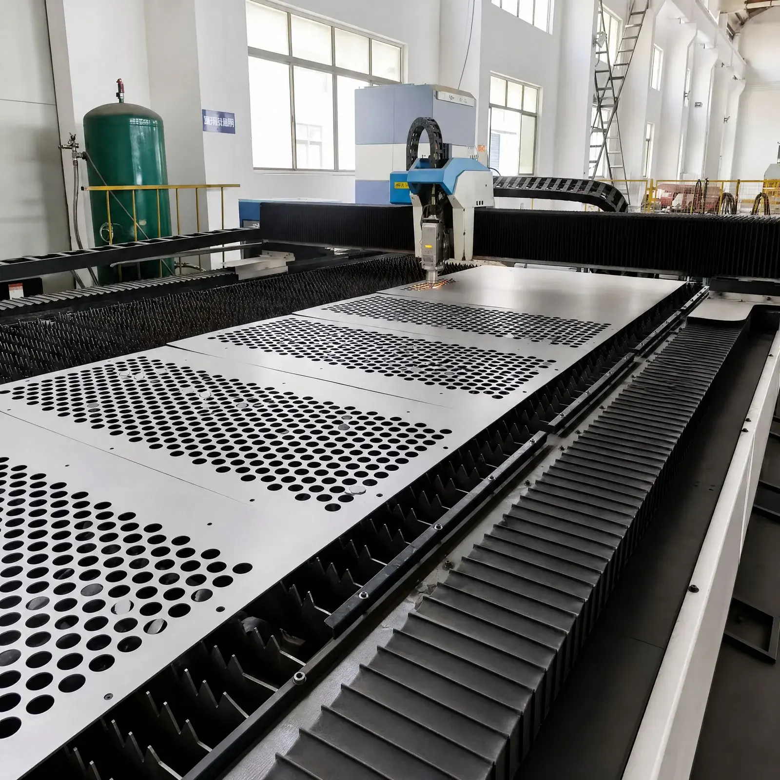 Pipe & Profile — Steelhui stainless steel fabrication
