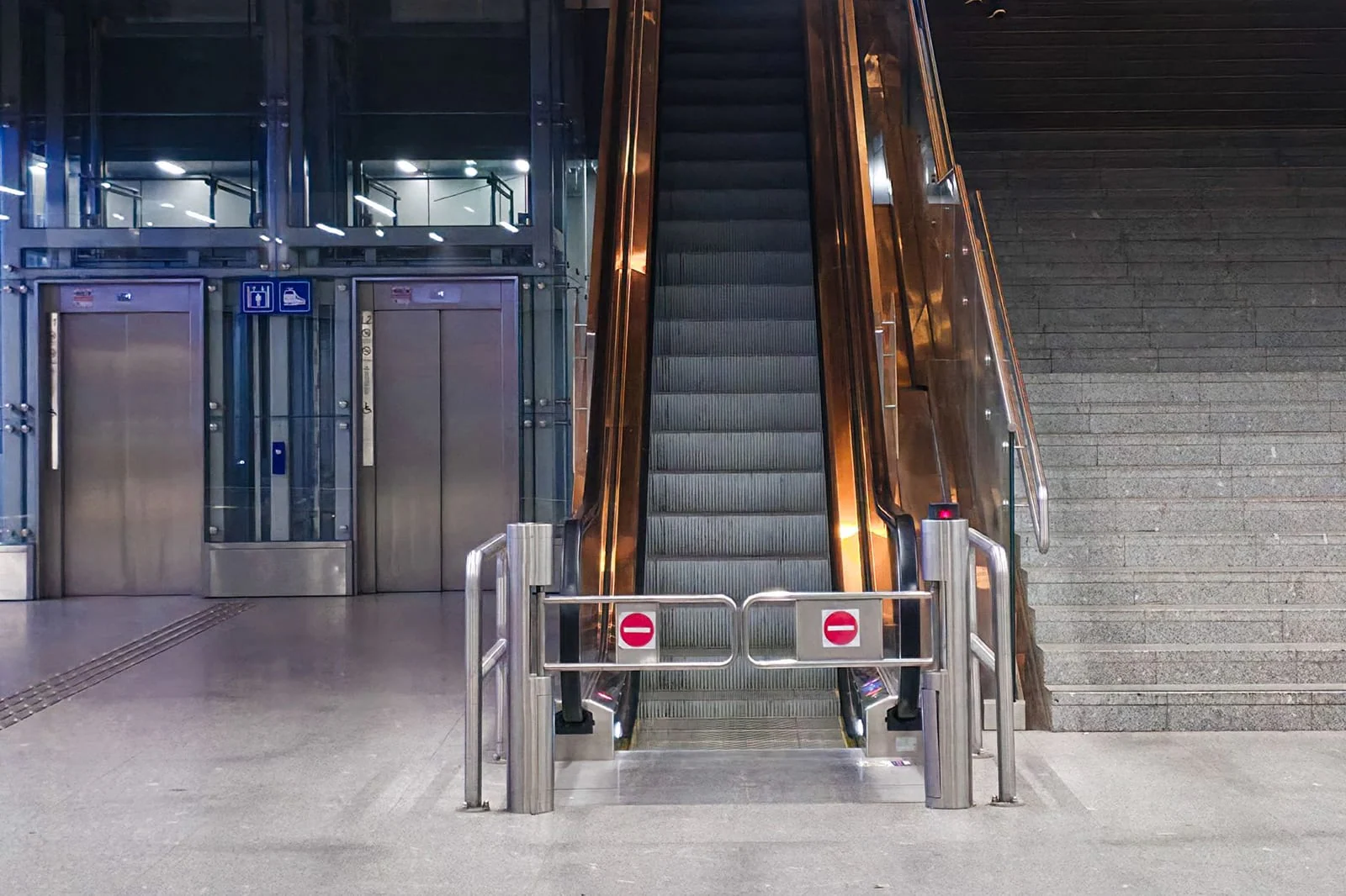 Elevator stainless steel interior