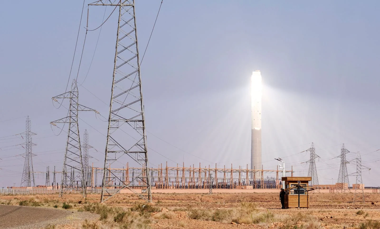 Concentrated solar power plant tower
