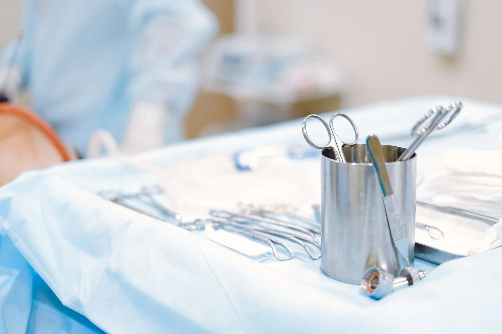 Surgical instruments tray hospital
