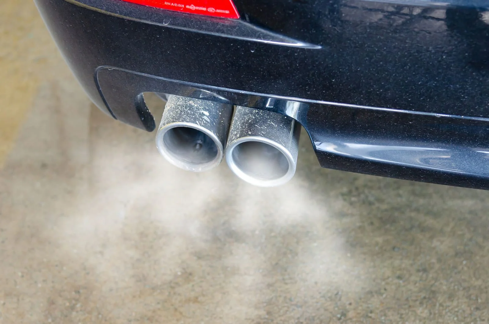 Bus diesel exhaust pipe